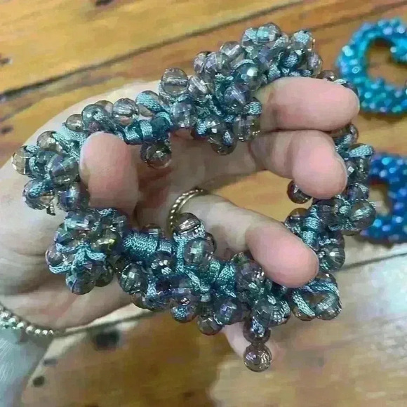 Scrunchies Vintage Beaded retro stretch elastic hair ties set of 5 - Picture 4 of 6